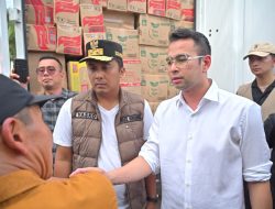 Utusan Khusus Presiden, Raffi Ahmad Beri Dukungan Moril bagi Warga Terdampak Bencana di Sumbar
