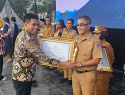 Wali Kota Payakumbuh Terima Anugerah Upakarya Wanua Nugraha dari Kemendagri