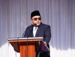 Pemkab Tanah Datar Gelar Shalat Id Dua Hari, Bupati : Mari Jadikan Perbedaan ini untuk Mempererat Ukhuwah Islamyiah
