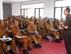 Cegah Korupsi dan Maladministrasi, Wali Nagari Dibekali Pemahaman Hukum oleh Kajari