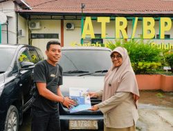 Wujudkan Pengelolaan Aset Negara yang Transparan, Kantor Pertanahan Lima Puluh Kota Serahkan Hasil Lelang BMN kepada Pemenang