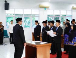 Lantik 18 Pejabat Manajerial, Wabup Ahmad Fadly Tekankan Inovasi dan Kinerja ASN