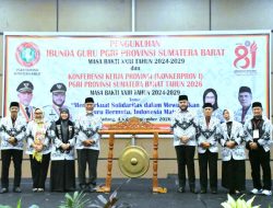 Perkuat Solidaritas dan Mutu Pendidikan, Wali Kota Padang Fadly Amran Hadiri Konkerprov I PGRI Sumbar 2026