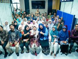 Keluarga Besar Kantor Pertanahan Kabupaten Lima Puluh Kota Gelar Perpisahan Purna Tugas Ibu Lili Suryenti
