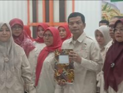 Hadiri Pelantikan Tani Merdeka Indonesia, Bupati Safni Dorong Penguatan Pertanian Lima Puluh Kota